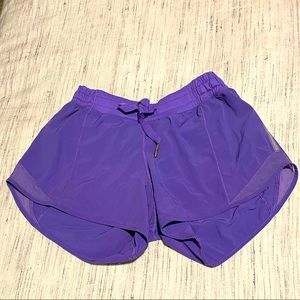 Lululemon Hotty Hot Short 4”